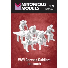 1/72 WWI German Soldiers at Lunch