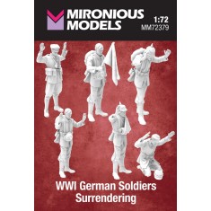 1/72 WWI German Soldiers Surrendering