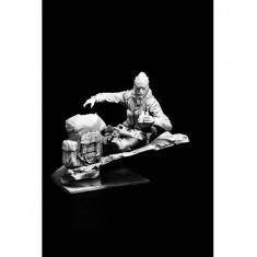 120mm "Contact Wait Out" SAS Falklands 1982 (1 figure w/diorama)