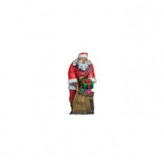 HO Scale Father Christmas (assembled painted 3D figures)