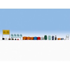 HO Scale Station Accessories