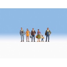 HO Scale Pedestrians (6 figures)