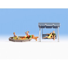 HO Scale Parents & Children