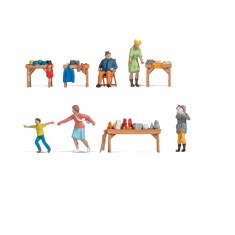 HO Scale Themed Figures Set - Flea Market (assembled painted figures with accessories)
