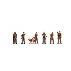 TT 1/120 Special Task Force (6 policemen and 1 police dog)