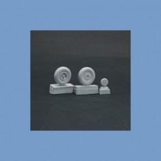 1/32 Spitfire Wheels Set (4 Spoke, Smooth Tyres, Light Series)