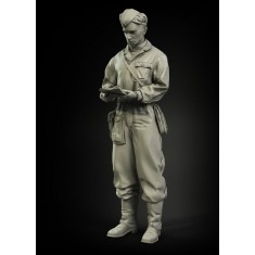 1/35 Soviet Tank Commander 