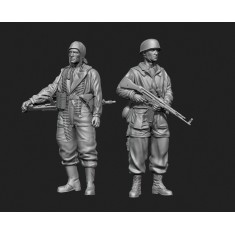 1/35 German Fallschirmjager Oder Front set (2 figures)