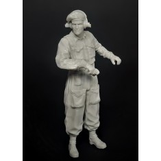 1/35 British Tank Commander Coverall 