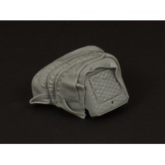 1/35 German Mercedes 1500 Engine Deck with Canvas Cover for Miniart kit