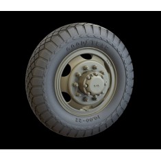1/35 White 666 Road Wheels (Goodyear) 