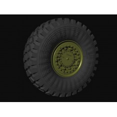 1/35 Soviet Kamaz 53949 "Typhoon" Road Wheels
