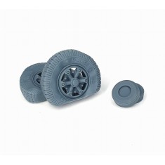 1/35 Lancia 3Ro Front Flat Tyres Type 1