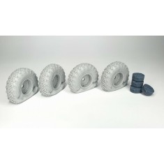 1/35 BTR-80/BTR-80A APC Right Side Flat Tyres for Trumpeter Kit
