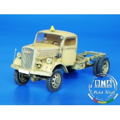 Conversion Set for 1/35 Opel 4 x 4 Chassis for Italeri kit