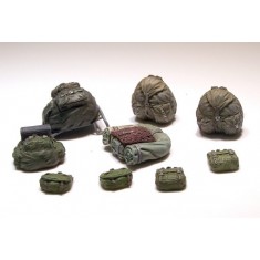 1/35 WWII German Rucksack (9pcs)