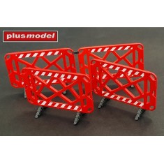 1/35 Plastic Bariers (4pcs)