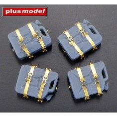 1/35 German Canisters With Holders for Sd.Kfz. 234 (6pcs)