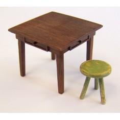 1/35 Table and Seat
