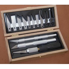 Deluxe Wooden Toolbox for Woodcarving
