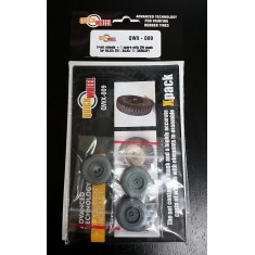 1/35 SdKfz.251 / SdKfz.11 Front Wheels + 1 Spare Wheel (Dunlop) with Wheel Mask