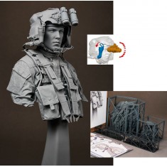 1/9 US Army Apache Pilot Bust