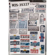 1/35 WWII Normandy Signs