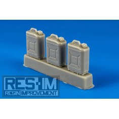1/35 WWII Soviet Cans (3pcs)