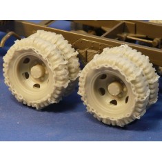 1/35 GMC Front & Rear Wheels with Chains for Tamiya kits