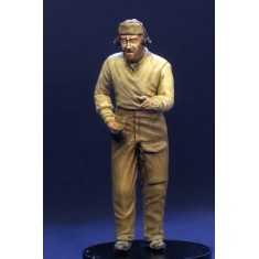 1/35 British LRDG Figure No.1 Radio Operator (1 figure)