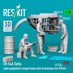 1/35 CH-54A Tarhe Radio Equipment Compartment with Technicians for ICM Kit