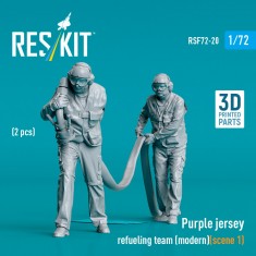 1/72 Modern Purple Jersey Refueling Team Scene #1 (2 Figures)