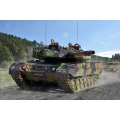 1/35 Model Set Leopard 2A7A1 (kit, paints, glue, brush)