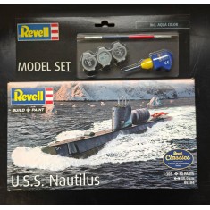 1/305 Model Set U.S.S. Nautilus (kit, paints, glue, brush)