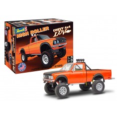 1/24 Chevy LUV 4x4 High Roller Small Pickup Truck