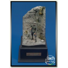 1/35 WWII Unteroffizier Gebirgstruppe (with Base)