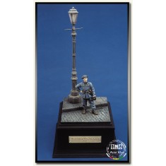 1/35 WWII Italian Officer "Btg.Azzurro" (with Base)