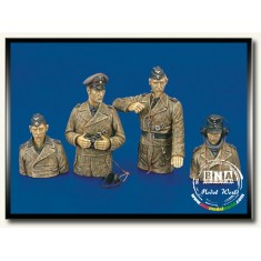1/35 WWII Waffen SS Tiger I Crew