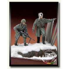 1/35 Italian Infantryman and Officer (Russia 1942-1943)