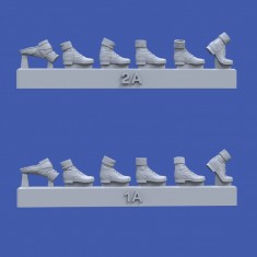 1/35 WWII German DAK Boots Assorted Positions