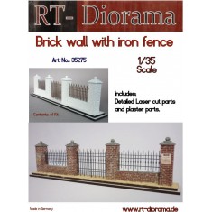 1/35 Brick Wall with Iron Fence (Ceramic)