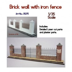1/35 Brick Wall with Iron Fence