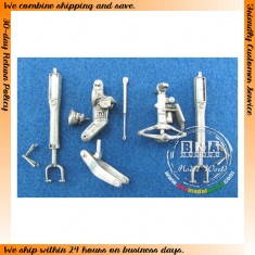 1/32 AV-8B Harrier II Landing Gear (White Metal) for Trumpeter kit