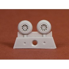 1/72 P-51 Mustang Wheel Set (diamond tread) for Airfix kits