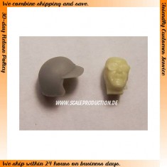 1/24 Racecar Driver Head "The Racer"