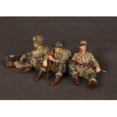 1/35 US Army Airbornes and Sgt. on Rest (3 figures)