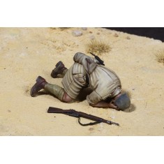 1/35 Wounded Italian Guastatori in North Africa