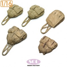 1/16 WWII German Rucksack Set for Sd.Kfz.250/3 (5pcs) (3D Printed Kit)