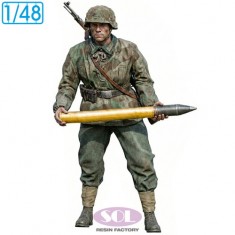 1/48 WWII German Field Artillery Loader #2