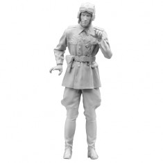1/16 WWII Russian Tank Commander